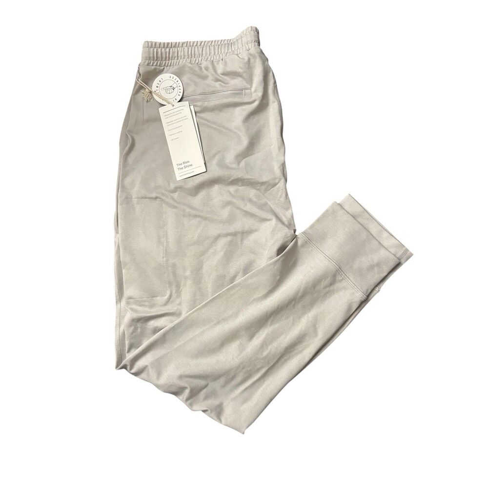 Vuori Men’s Sunday Performance Sweat Joggers 28” Vapor Gray Heather Sz Large NWT